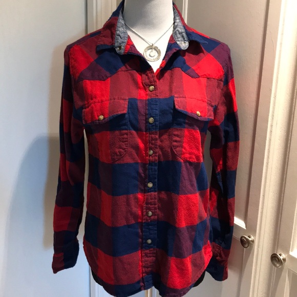 JACHS Girlfriend Tops - Jachs Girlfriend blue and red flannel
